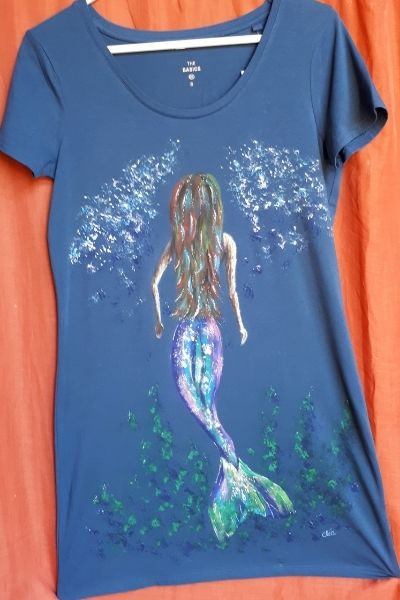 Creations t shirts peints a la main sirene